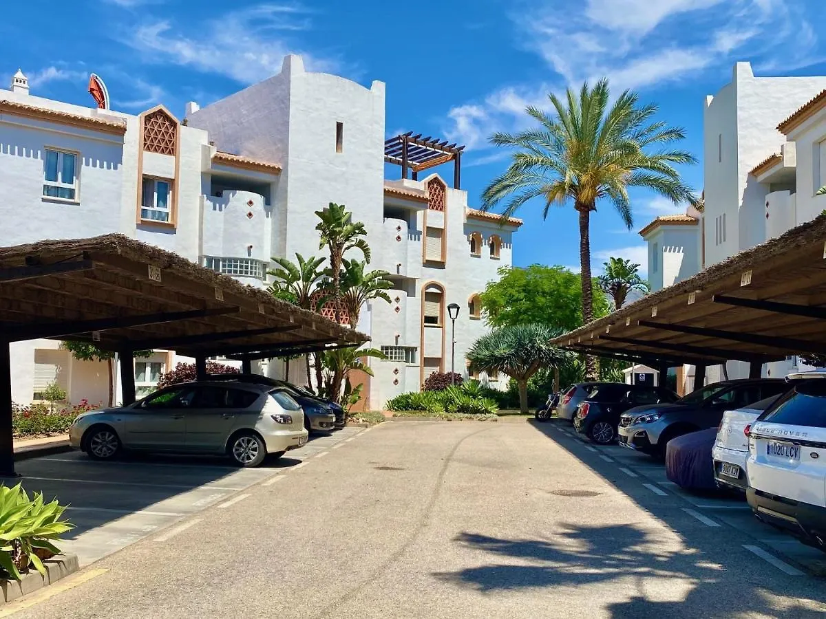 Tuhome Los Iris Málaga Spagna